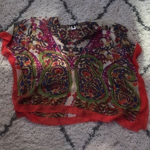 Colorful beautiful summer top!